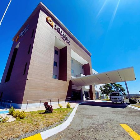 La Quinta By Wyndham Aguascalientes Hotel Exterior photo